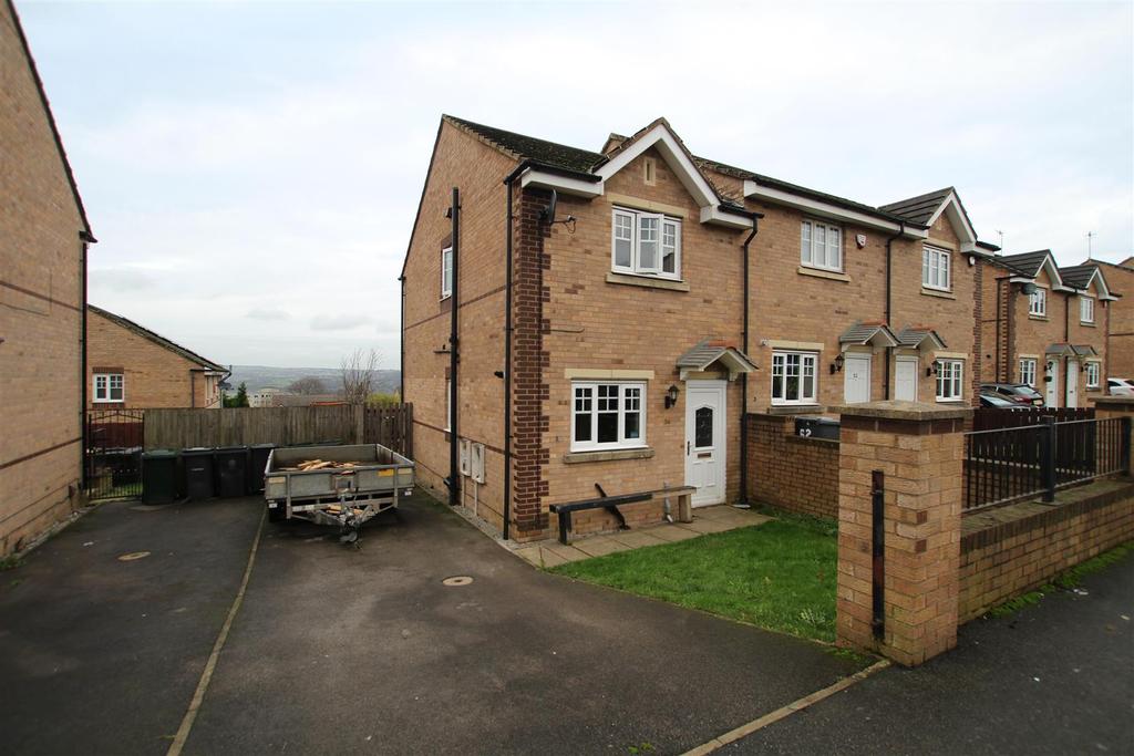 Rowantree Drive, Thorpe Edge, Bradford 2 bed semidetached house £115,000