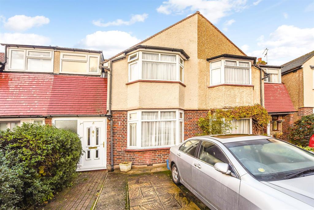 Westbrook Avenue, Hampton 3 bed terraced house £569,950