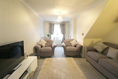 20 Bowmont Way, Kingswood, Hull, HU7 3HL