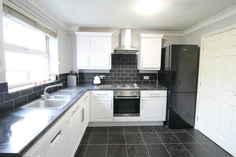 20 Bowmont Way, Kingswood, Hull, HU7 3HL