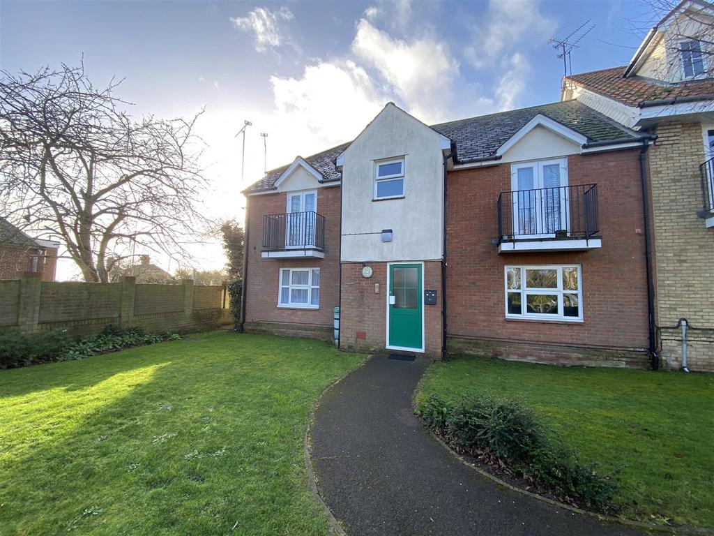 Cherry Orchard, Southminster 1 bed apartment £575 pcm (£133 pw)