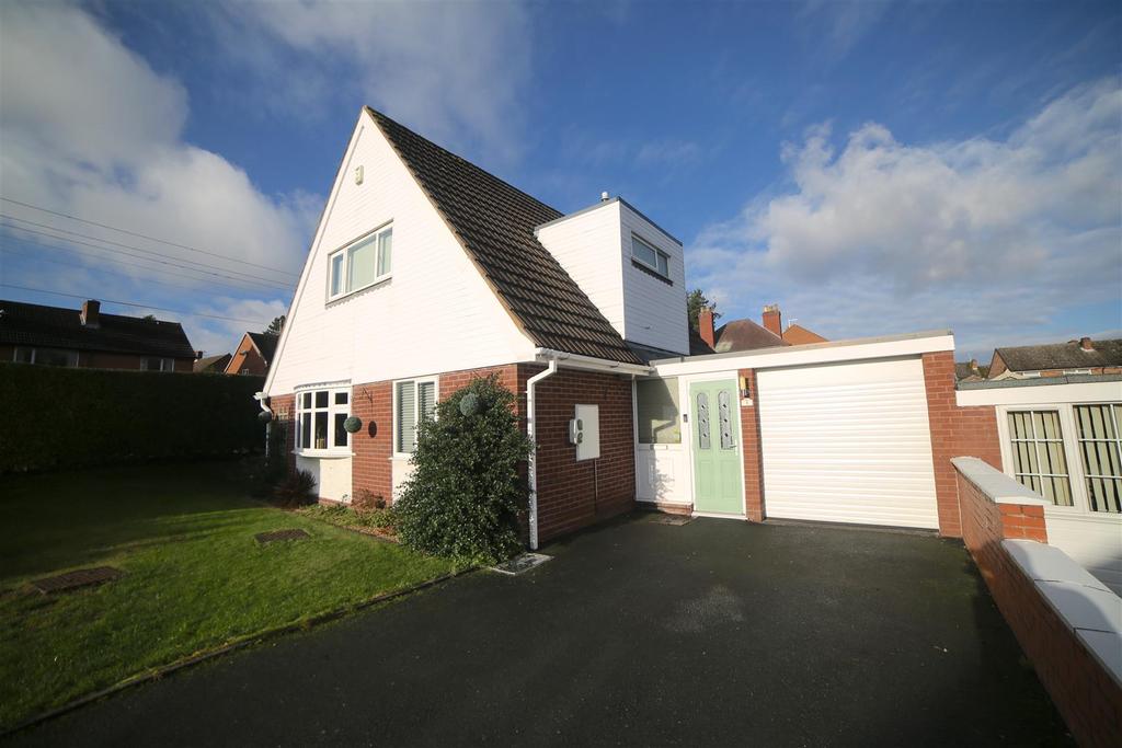 Magna Close, Little Dawley, TF4 3NT 3 bed detached house £240,000