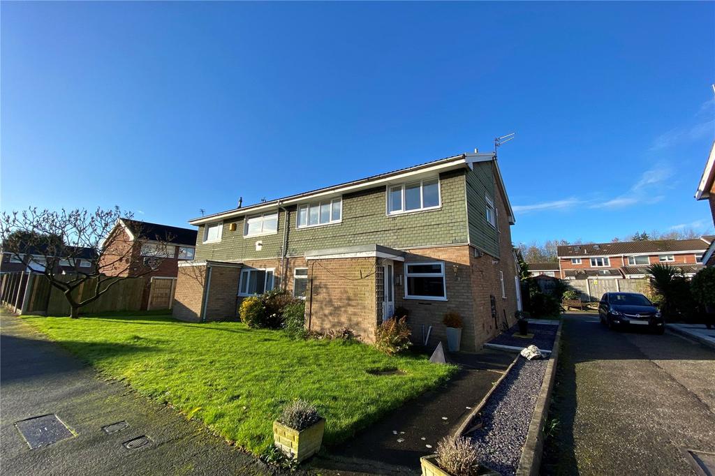 Oakworth Drive, Tarbock Green, Prescot, L35 2 bed apartment £77,000