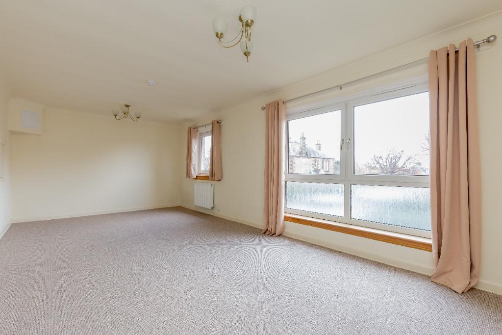 Apartment in Edinburgh - View 4
