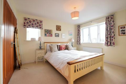 1 The Halt, Alphington, Exeter, EX2 8FX