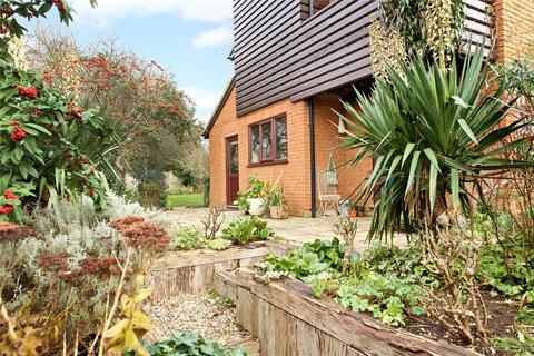4 All Saints View, Loughton, Milton Keynes, MK5 8BB