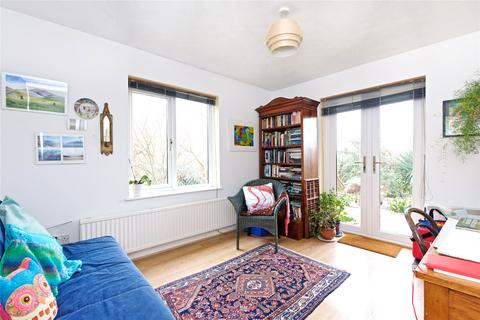 4 All Saints View, Loughton, Milton Keynes, MK5 8BB