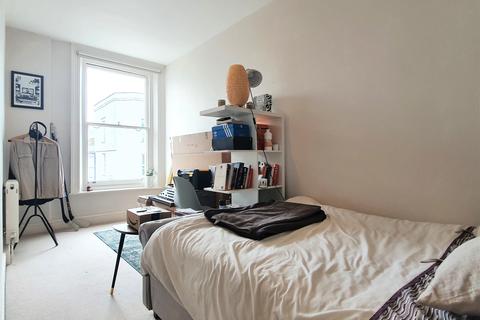 2 bedroom flat to rent - 3 Heber Road, London, SE22