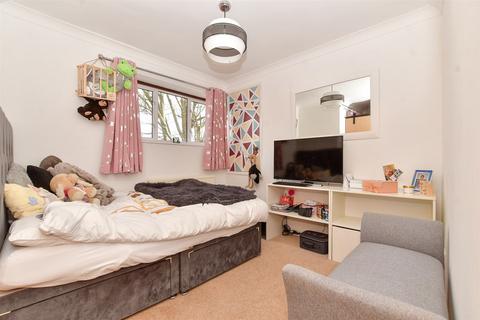 2b Erskine Road, Sutton, SM1 3AS