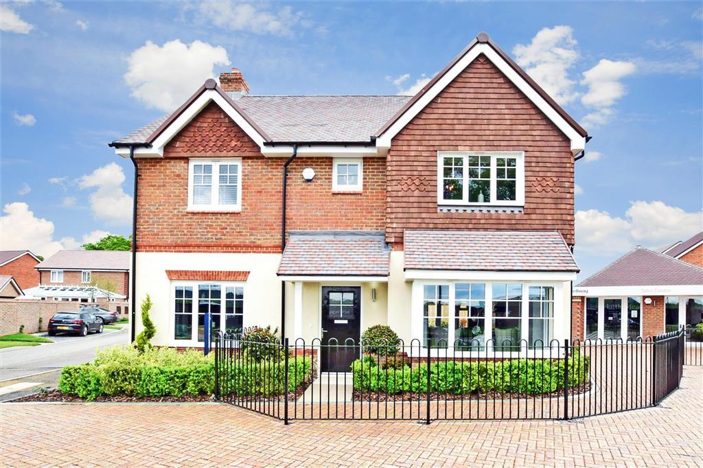 Little Meadow, Cranleigh, Surrey 4 bed detached house £750,000