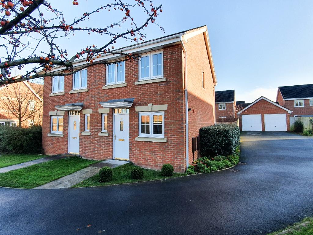 Saxon Gate, Hereford 2 bed semidetached house £187,500