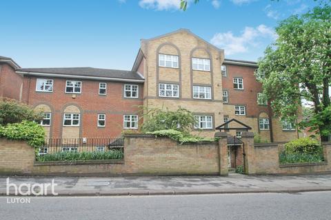 Flat 1, Garter Court Knights Field, Luton, LU2 7LL