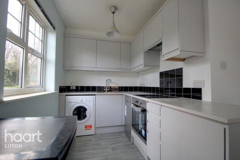 Flat 1, Garter Court Knights Field, Luton, LU2 7LL
