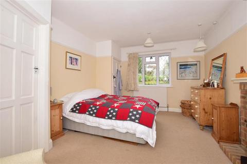 45 Hartley Down, Purley, CR8 4EF