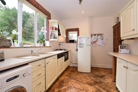 45 Hartley Down, Purley, CR8 4EF