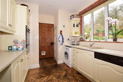 45 Hartley Down, Purley, CR8 4EF
