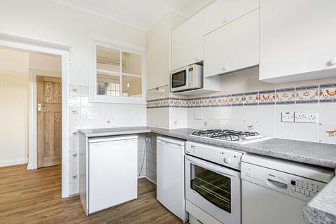 4, Norman Court Upper Sunbury Road, Hampton, TW12 2DN