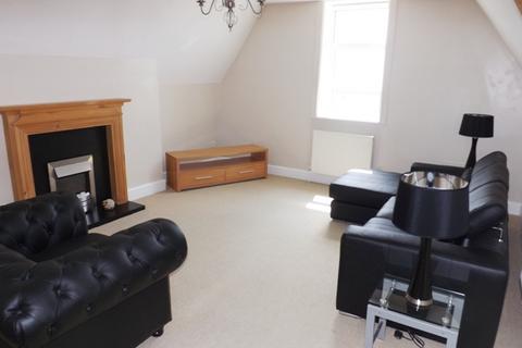 3 bedroom apartment to rent, East Beach, Lytham