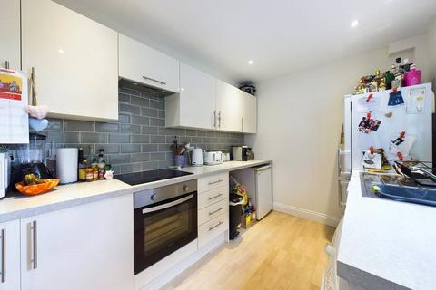 14 Dernier Road, Tonbridge, TN10 3EN