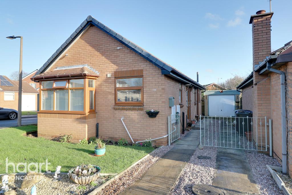 Ash Dale Road, Warmsworth, Doncaster 2 bed detached bungalow £160,000