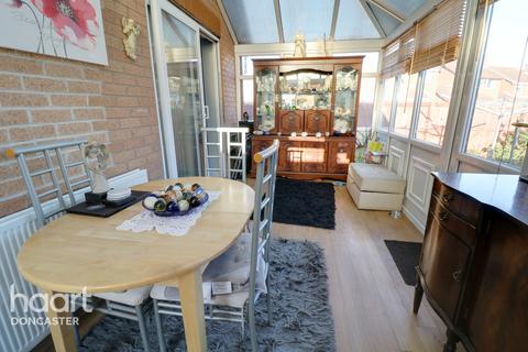 49 Ash Dale Road, Warmsworth, Doncaster, DN4 9NG