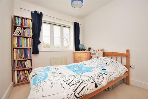 10 River Lane, Fetcham, Leatherhead, KT22 9RP