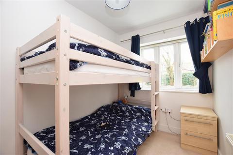 10 River Lane, Fetcham, Leatherhead, KT22 9RP
