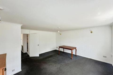 3 bedroom terraced house to rent, Sylam Close, Luton, LU3