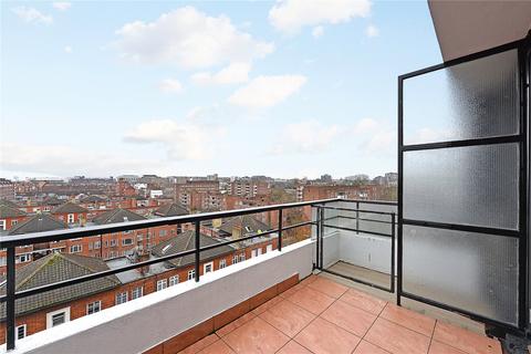 4 bedroom apartment to rent, London House, 7-9 Avenue Road, St. John's Wood, London, NW8