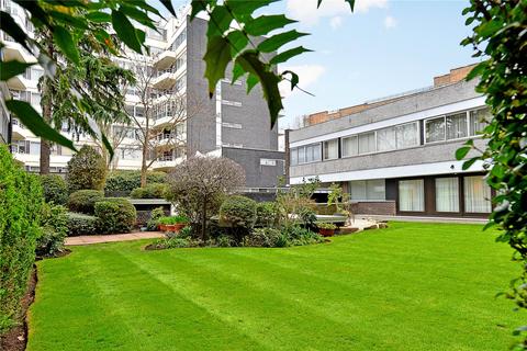 4 bedroom apartment to rent, London House, 7-9 Avenue Road, St. John's Wood, London, NW8