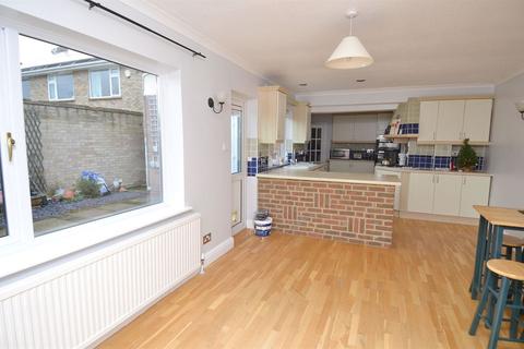 32 Cherry Orchard, Chestfield, Whitstable, CT5 3NH