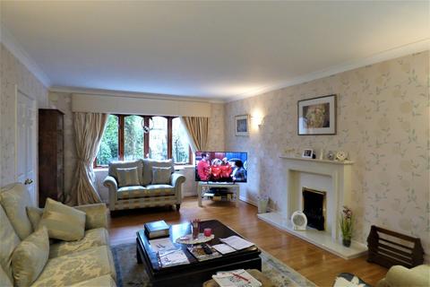 8 Daisy Lane, Alrewas, Burton-on-trent, DE13 7EW