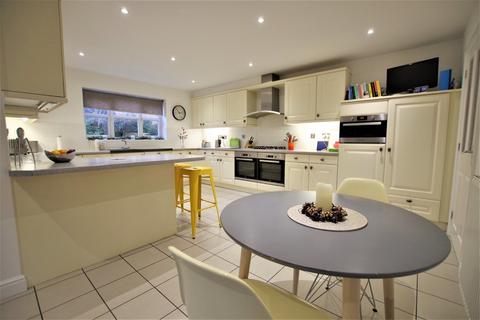 1 Frances Close, Denstone, Uttoxeter, ST14 5GZ