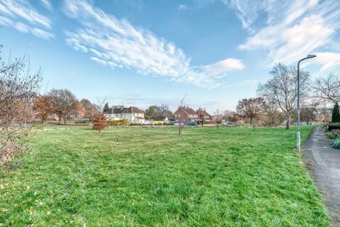 1 Beech Tree Close, Redditch, B97 6SA