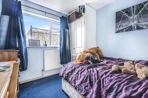 118 Quarry Road, Witney, OX28 1JT