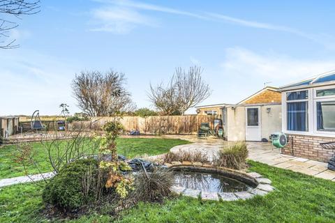 118 Quarry Road, Witney, OX28 1JT