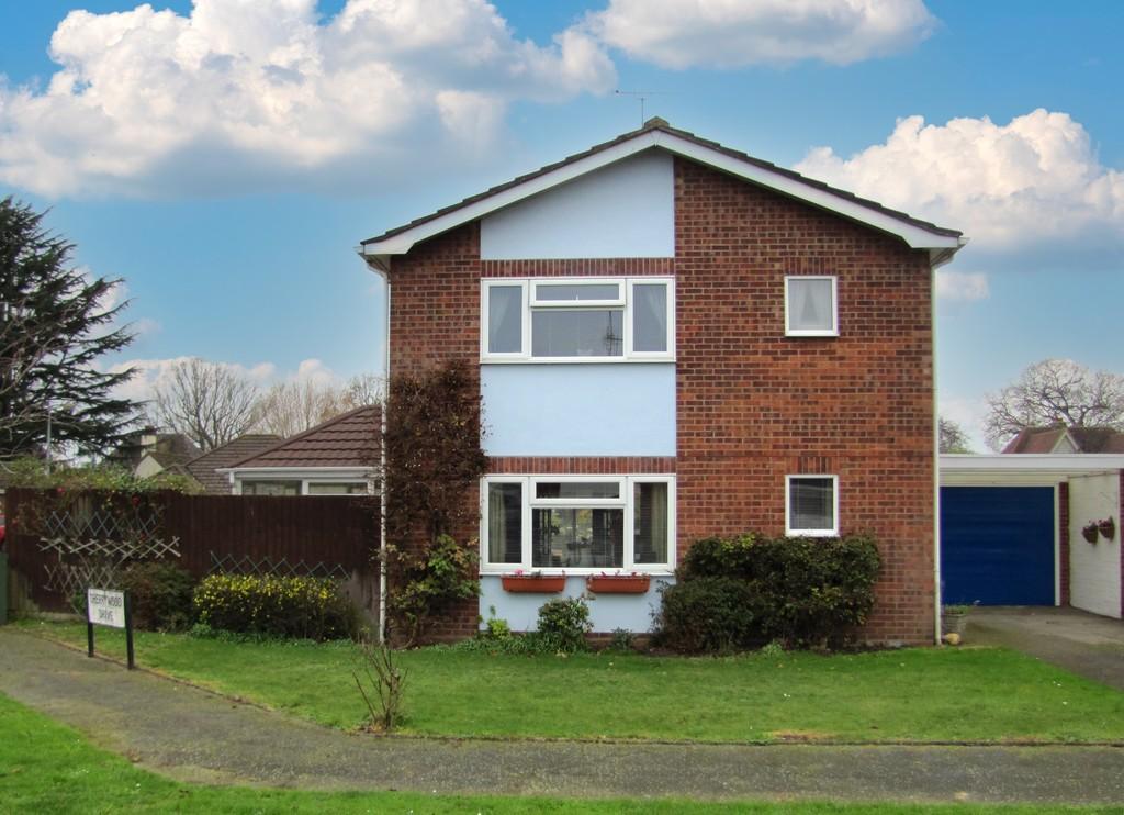 Cherrywood Drive, Colchester, CO3 4LU 4 bed detached house £460,000