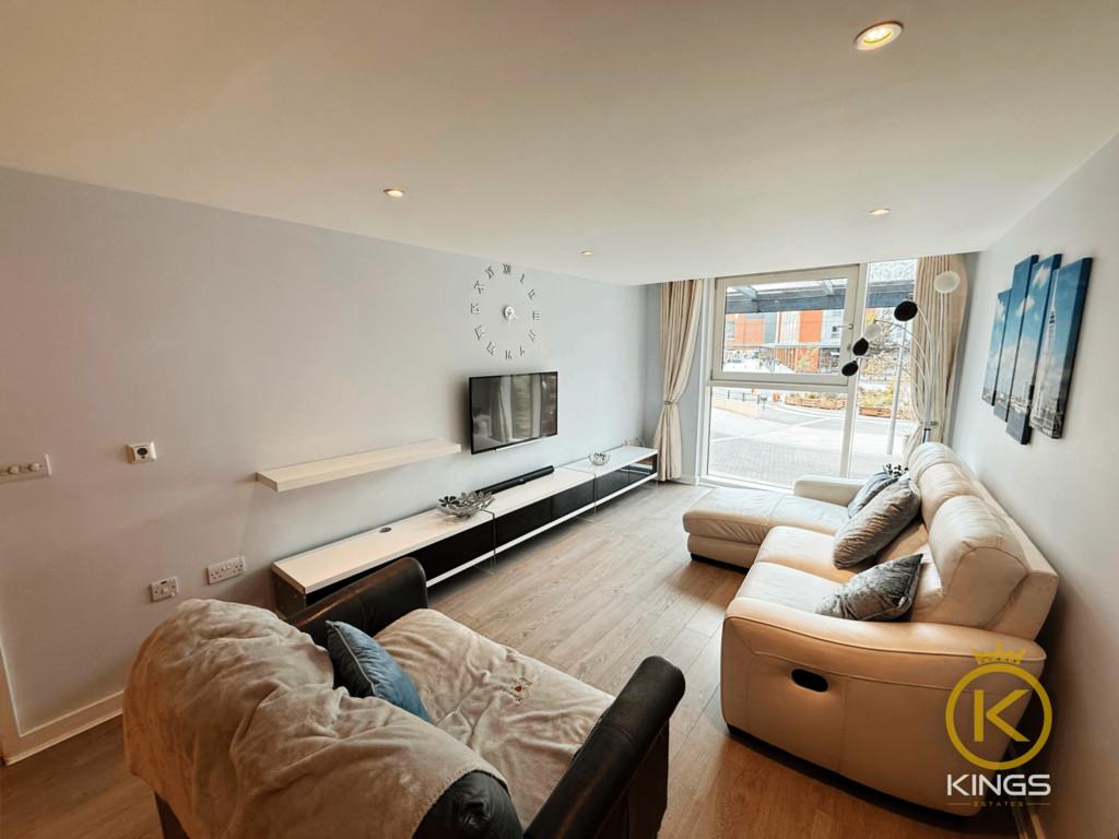 N1 the crescent (2)