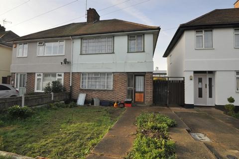 8 Antrim Road, Shoeburyness, Southend-on-sea, SS3 9LH