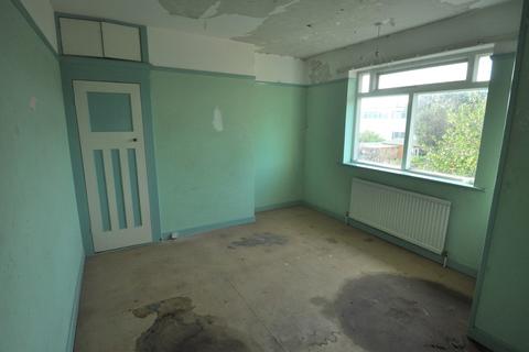 8 Antrim Road, Shoeburyness, Southend-on-sea, SS3 9LH