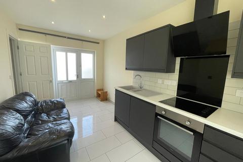 1 bedroom ground floor flat to rent, Lawn Road, Southampton