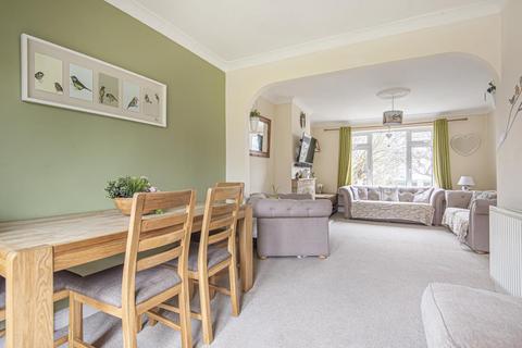 64 Akers Way, Swindon, SN2 2NF