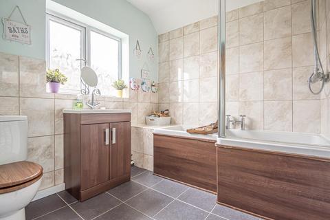 64 Akers Way, Swindon, SN2 2NF