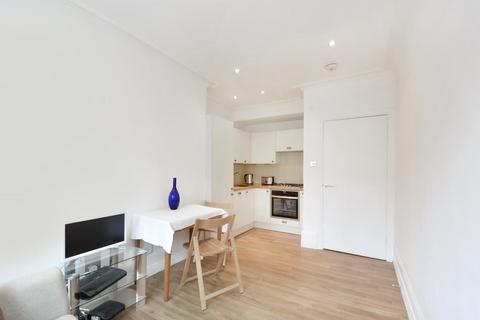 2 bedroom apartment to rent, Brunswick Mansions, Handel Street, Bloomsbury, London, WC1N
