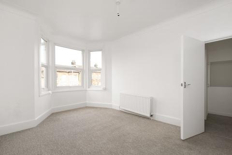 105a York Road, Ilford, IG1 3AQ