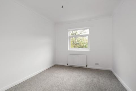 105a York Road, Ilford, IG1 3AQ