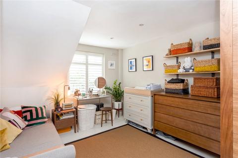21a Digby Crescent, London, N4 2HS