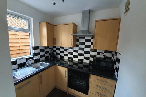 Flat 4, 1 Durham Road, Bromley, BR2 0SG