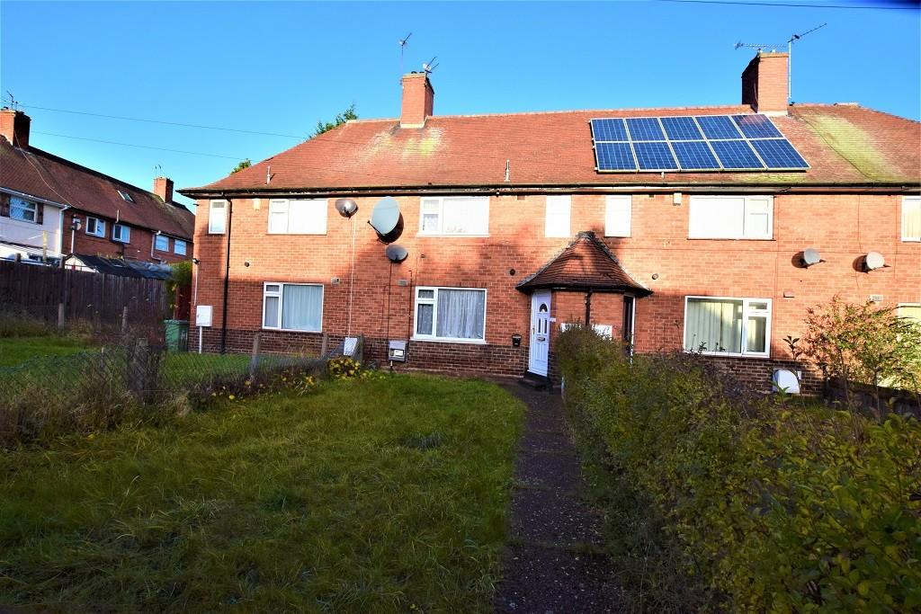 Amesbury Circus, Aspley 3 bed terraced house £650 pcm (£150 pw)