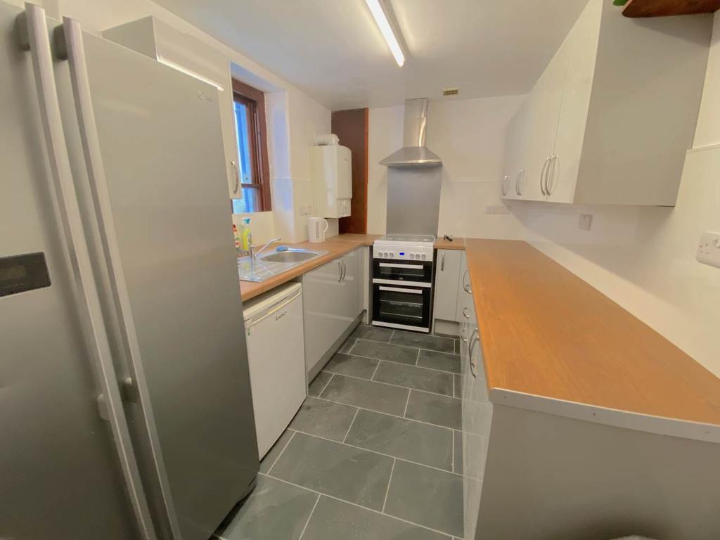 Powell Street, Aberystwyth, Ceredigion 4 bed house £1,360 pcm (£314 pw)